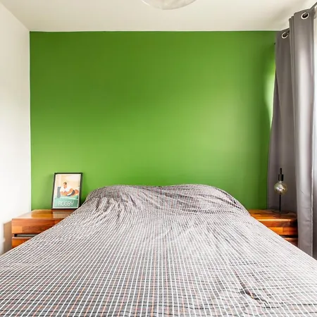 Apartment F3 Neuf Et Equipe Avec Balcon 