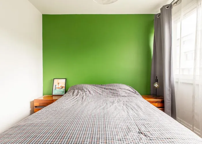 Lägenhet F3 Neuf Et Equipe Avec Balcon 