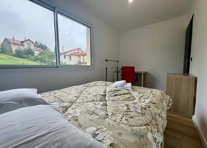 Lägenhet F3 Neuf Et Equipe Avec Balcon 